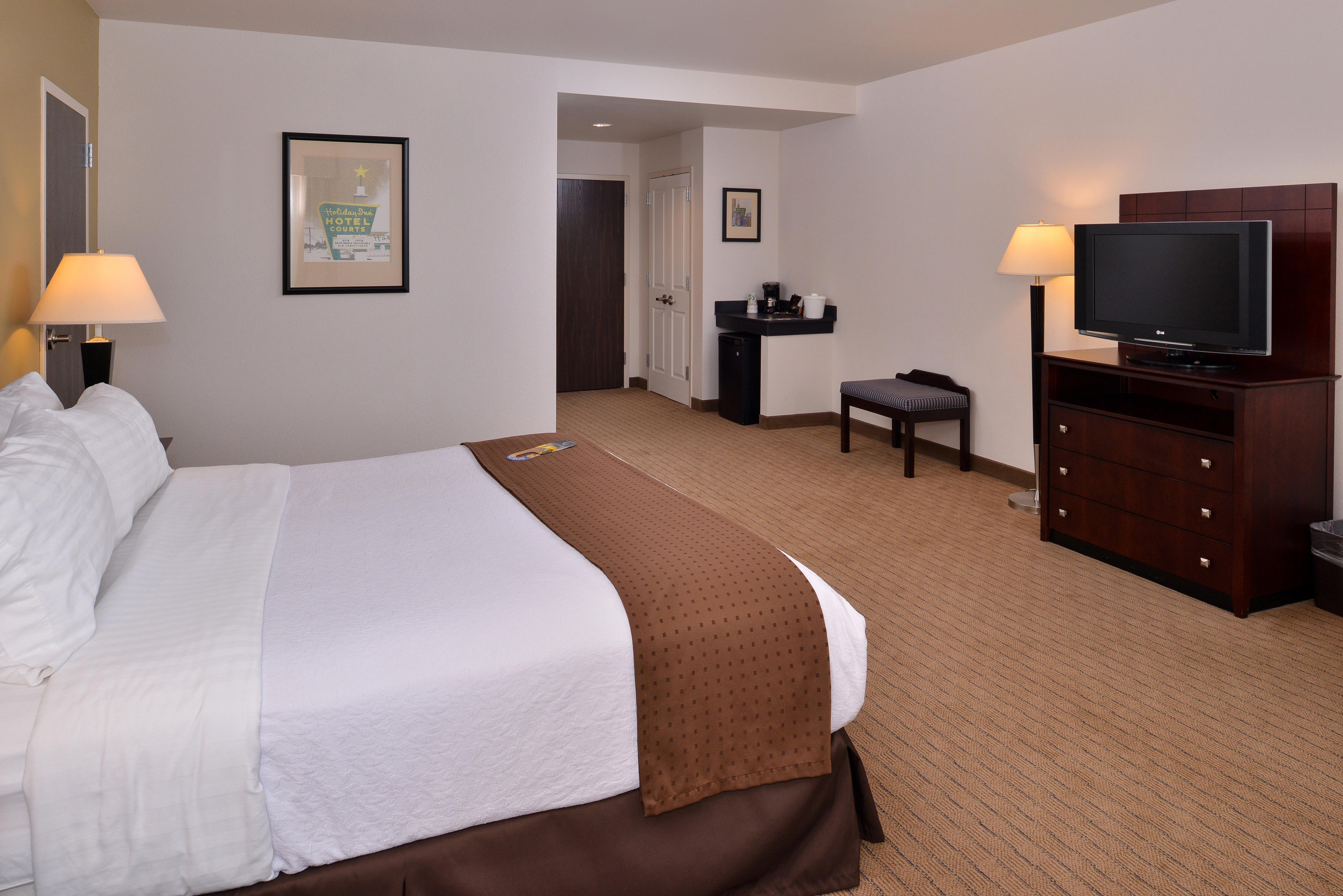 Holiday Inn Madison At The American Center By Ihg Extérieur photo