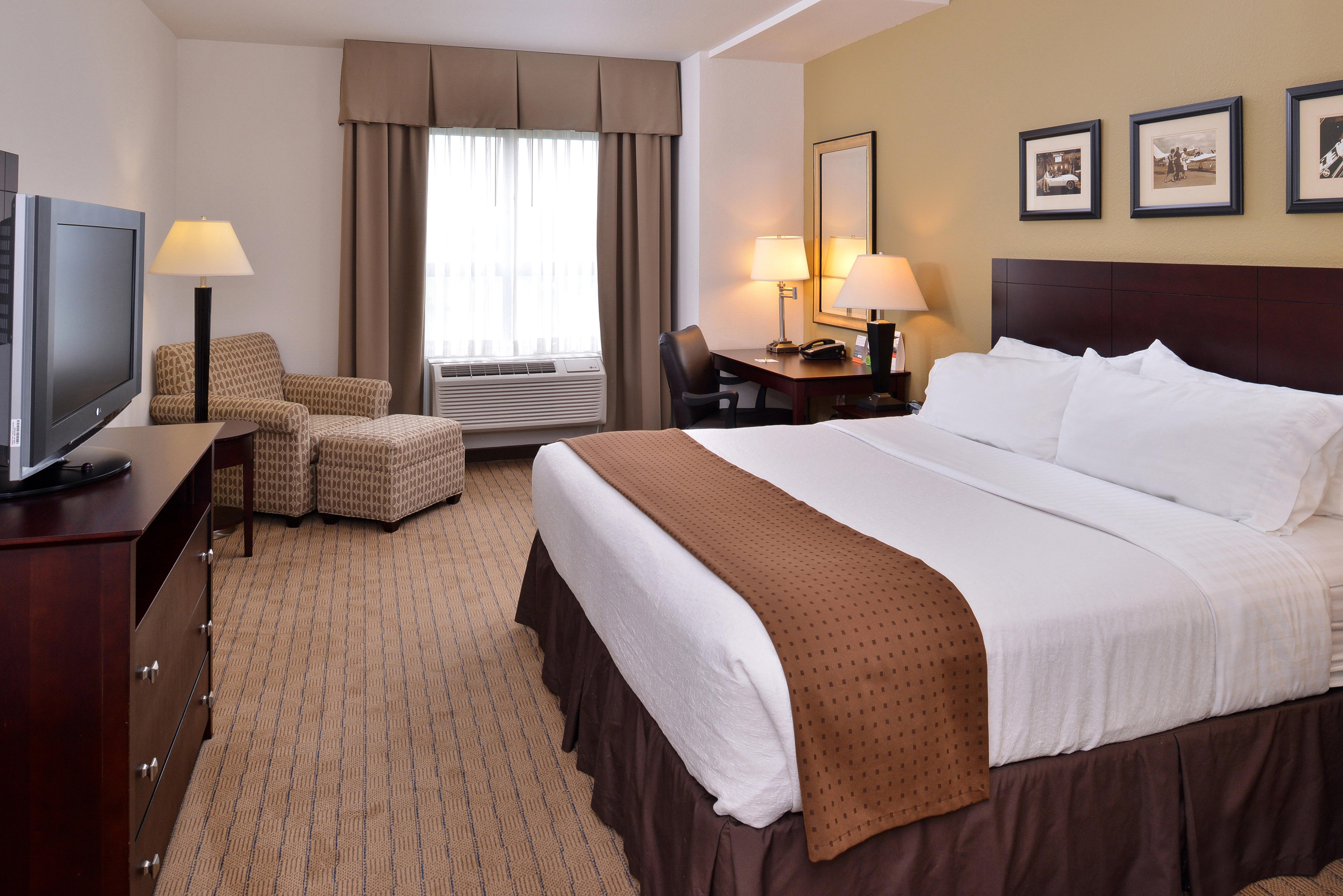 Holiday Inn Madison At The American Center By Ihg Extérieur photo