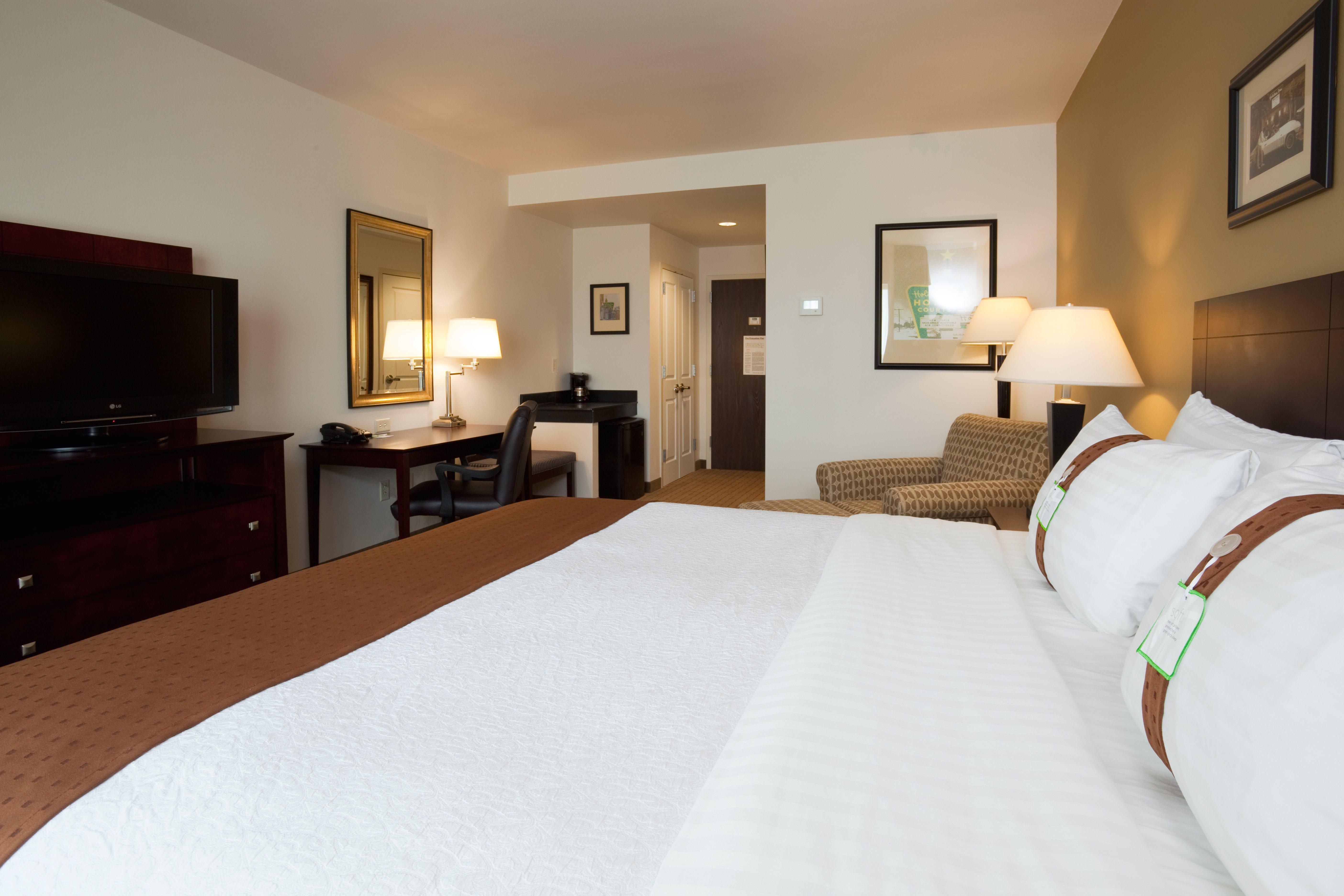 Holiday Inn Madison At The American Center By Ihg Extérieur photo