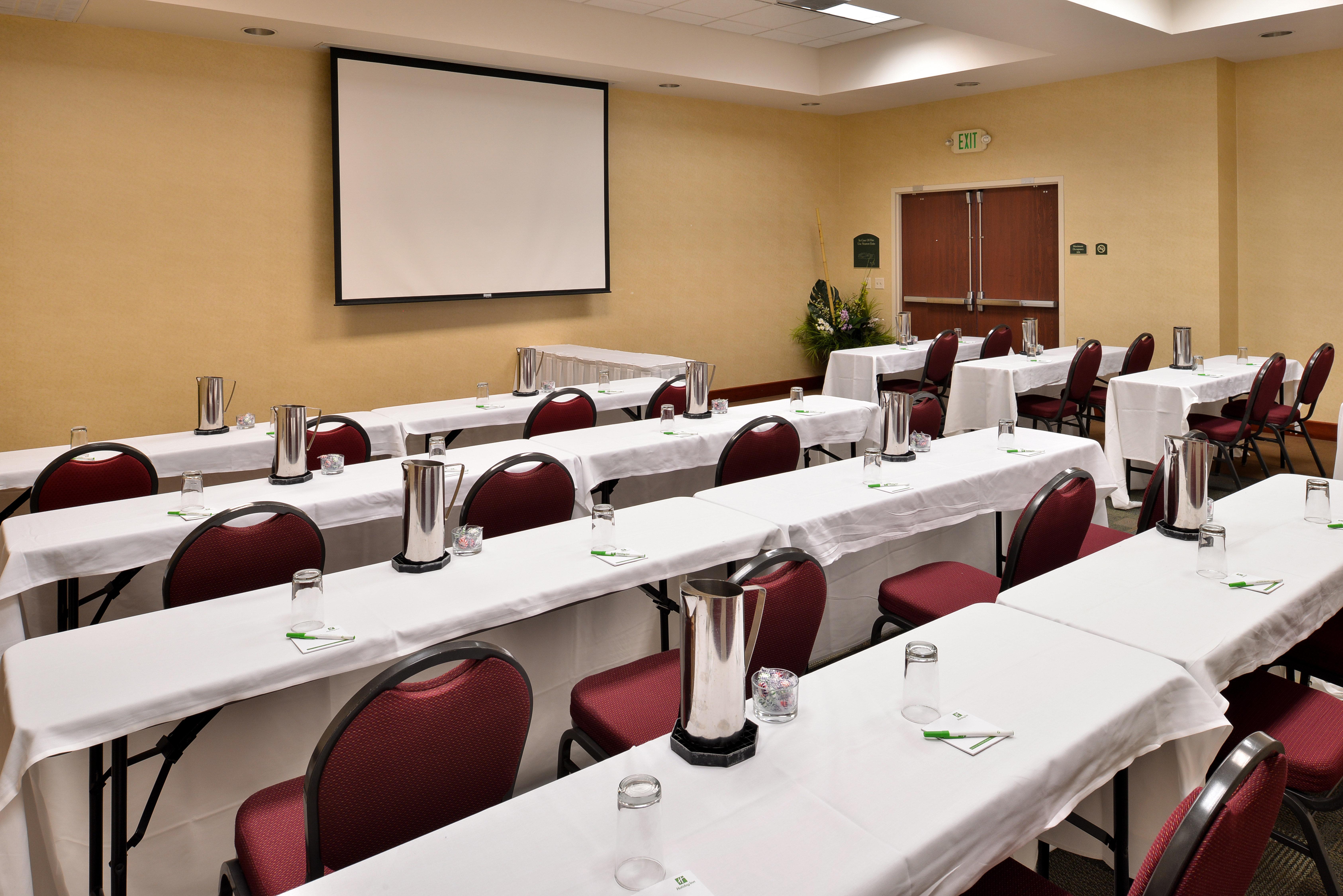 Holiday Inn Madison At The American Center By Ihg Extérieur photo